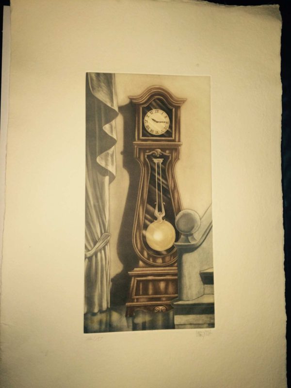 Reloj de pie de frente